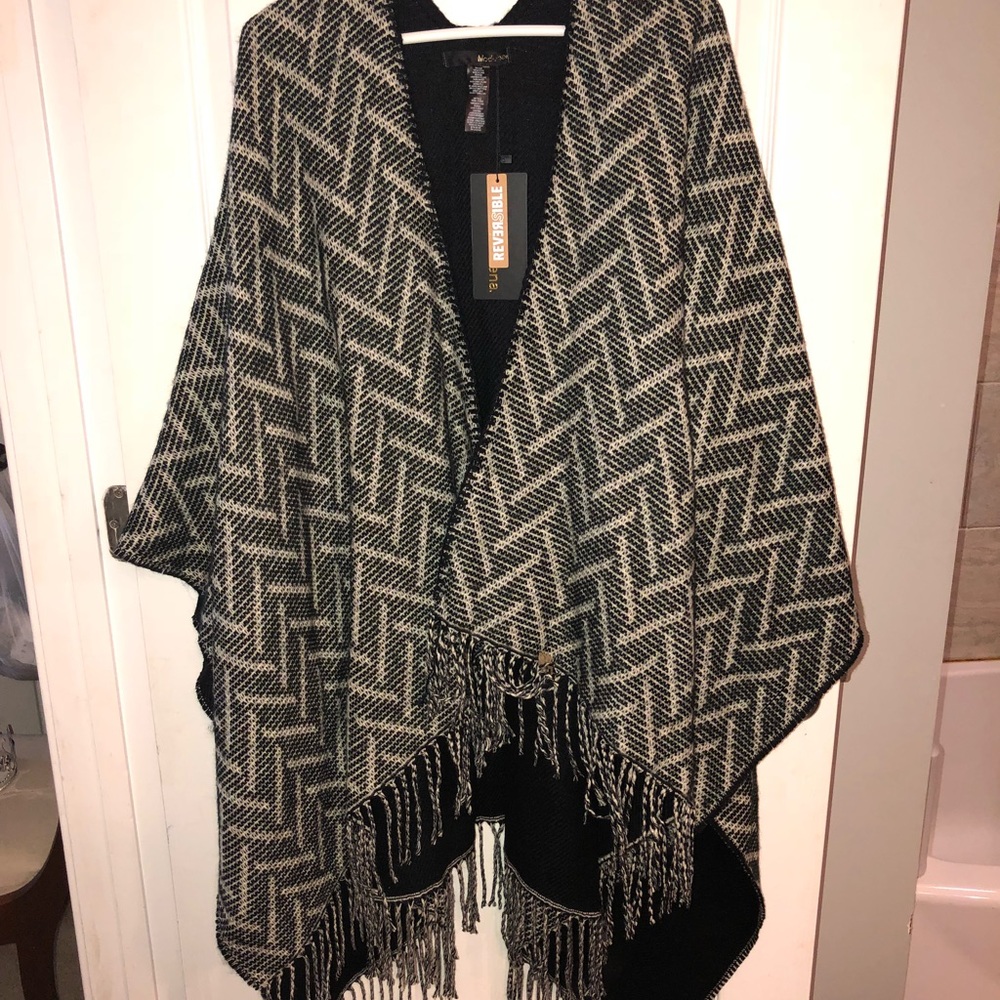 Modena Reversible Poncho
